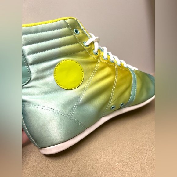 Nike RETRO Style Hijack Mid Women’s High Top Trainers Size US 7.5 RARE!! - Picture 6 of 15